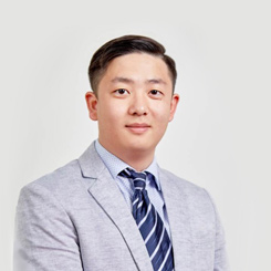 Jonathan Liu - Lawyer at Work Visa Lawyers