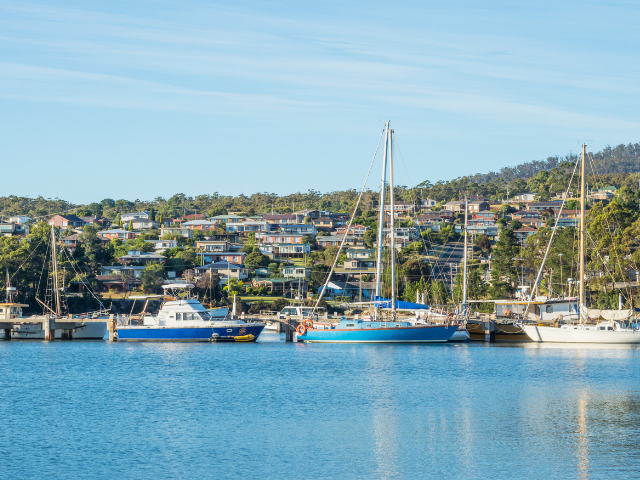 Tasmania Opens for the National Innovation Visa (Subclass 858): Criteria & State Comparisons