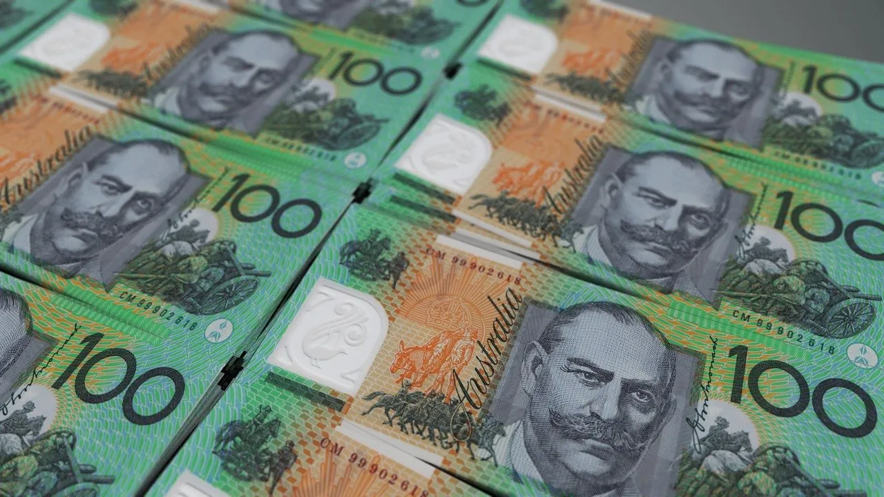 Cash for visa Scheme - What penalties could former MP Daryl Maguire face under s245AR for allegedly taking benefits for arranging sponsorship? Visa Scams in Australia